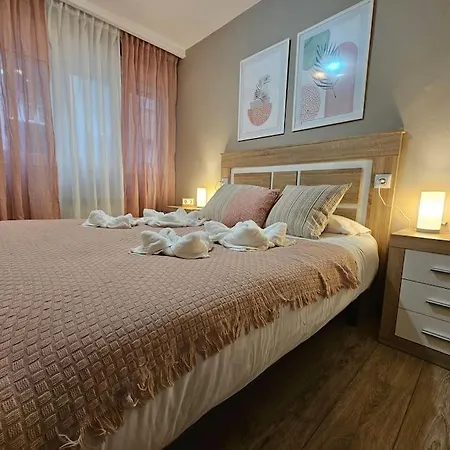 1a115 Bonito Y Centrico Apto A 100 M De La Playa Apartamento *